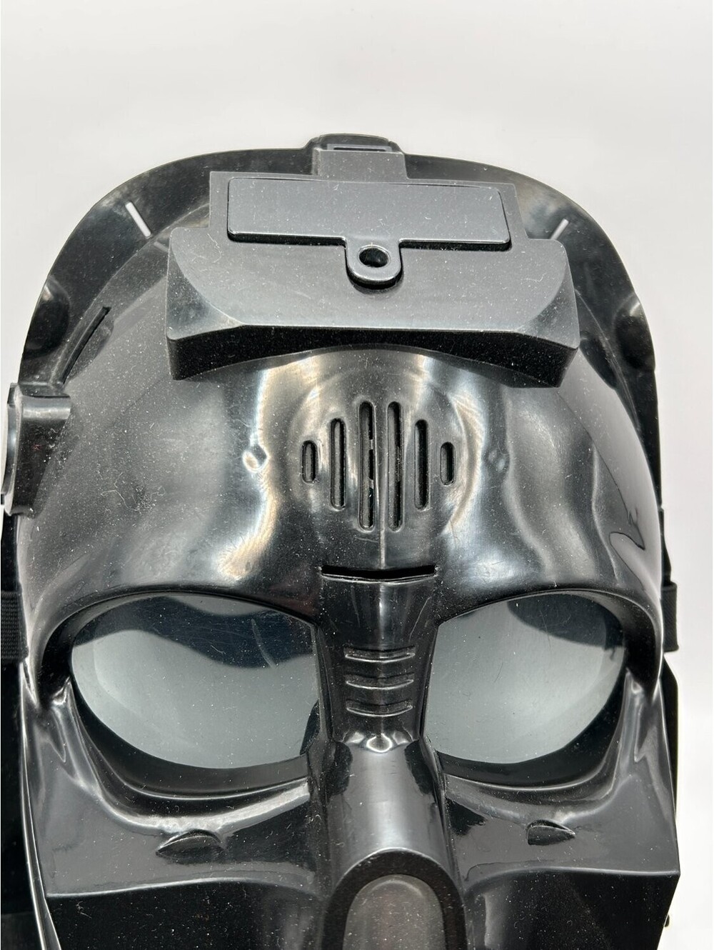 Hasbro Star Wars Darth Vader 2004 Voice Changer Mask Black Electronic Works - Picture 5 of 6